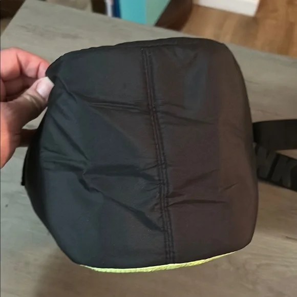 Pink Pineapple Crossbody Bag EUC - Picture 4 of 5